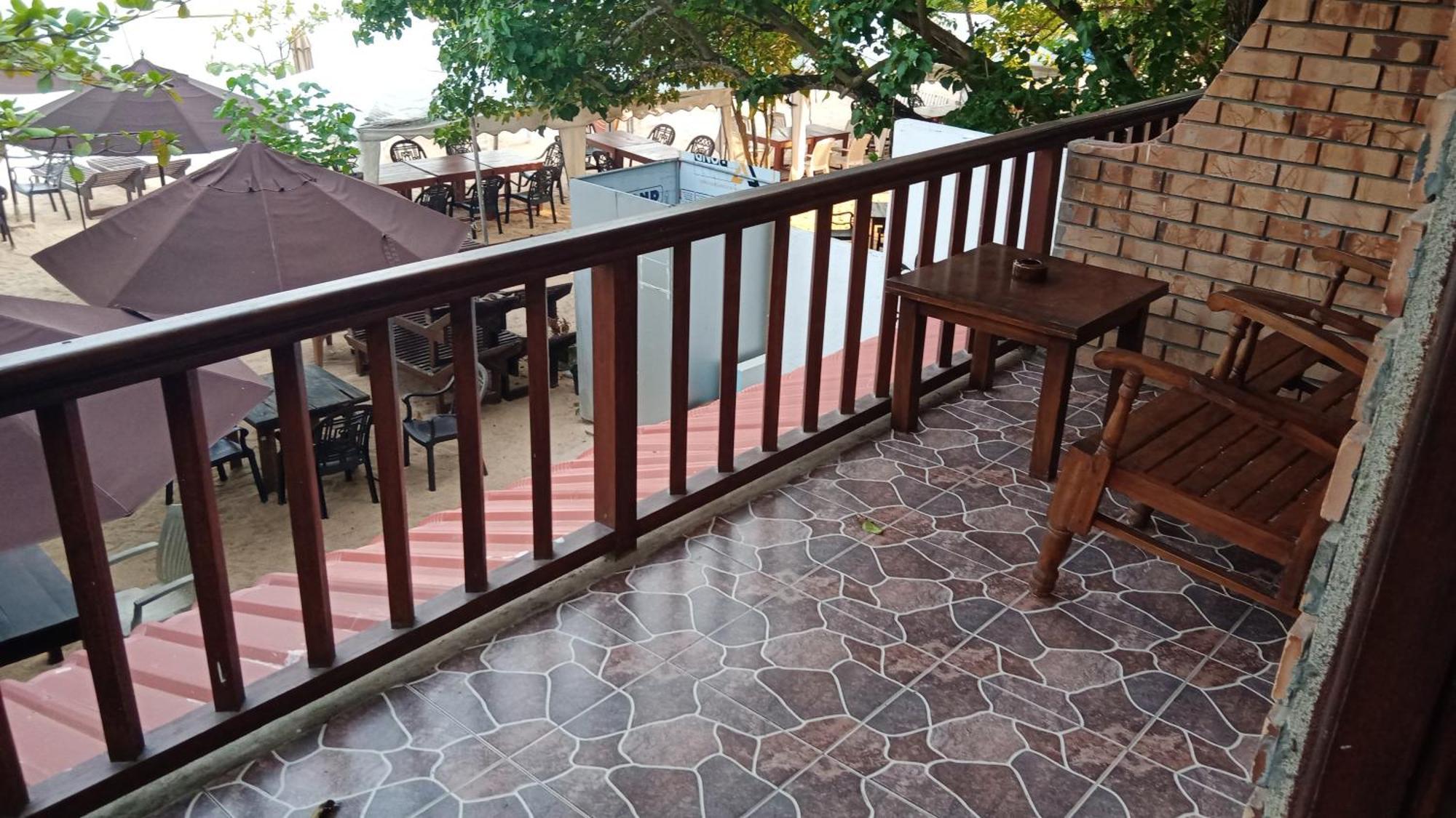 Wave Beach Resort Унаватуна Стая снимка
