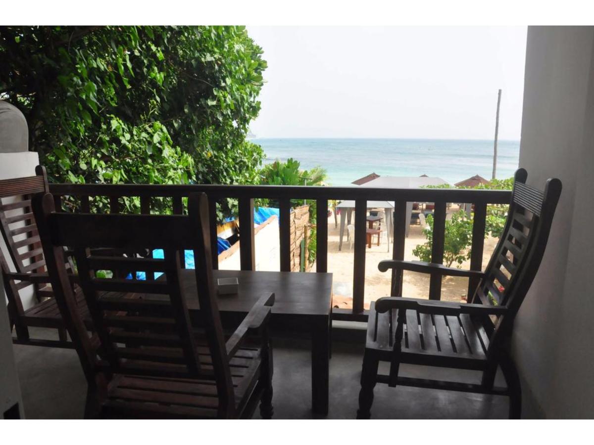 Wave Beach Resort Унаватуна Екстериор снимка