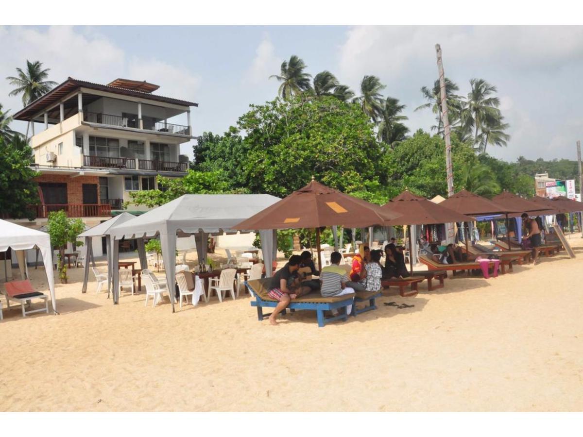 Wave Beach Resort Унаватуна Екстериор снимка