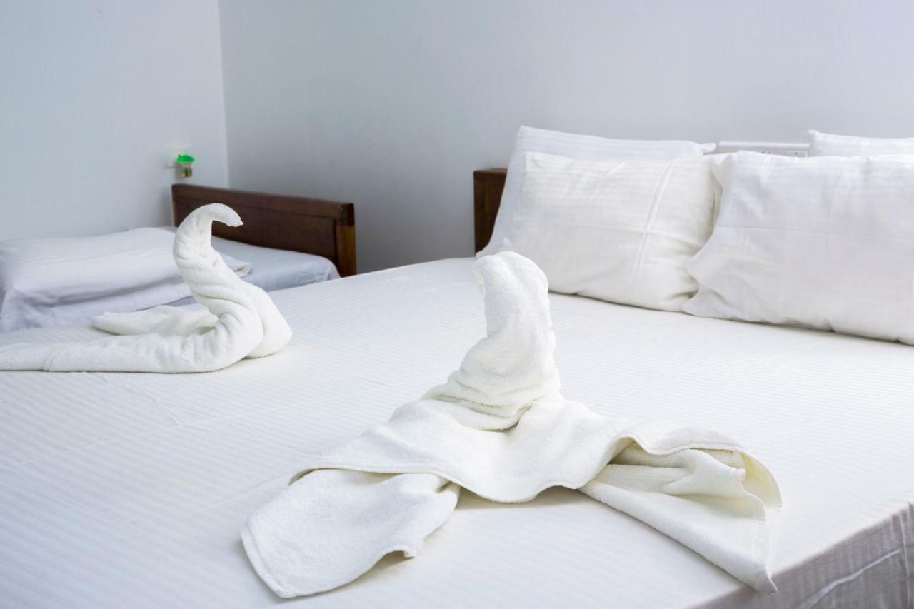 Wave Beach Resort Унаватуна Екстериор снимка